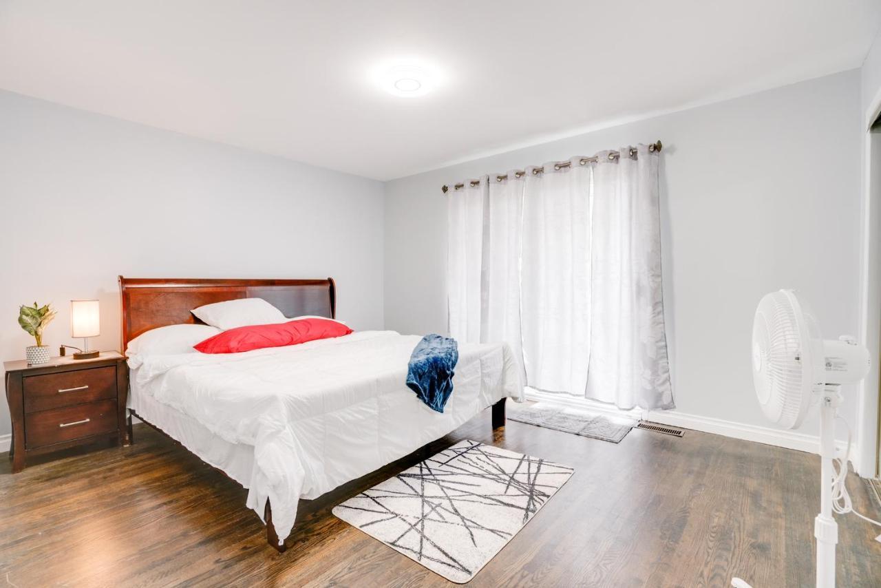 Furnished Family Home Near Toronto - Great Location Game Room - Backyard - Parking & Self Checkin Pickering Dış mekan fotoğraf
