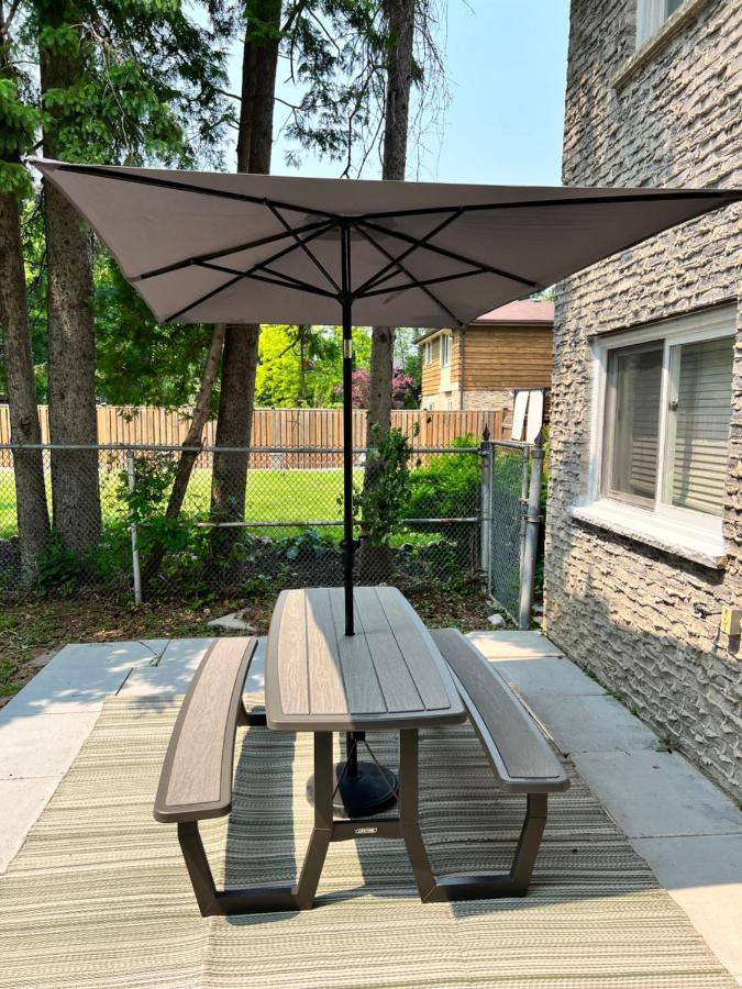Furnished Family Home Near Toronto - Great Location Game Room - Backyard - Parking & Self Checkin Pickering Dış mekan fotoğraf
